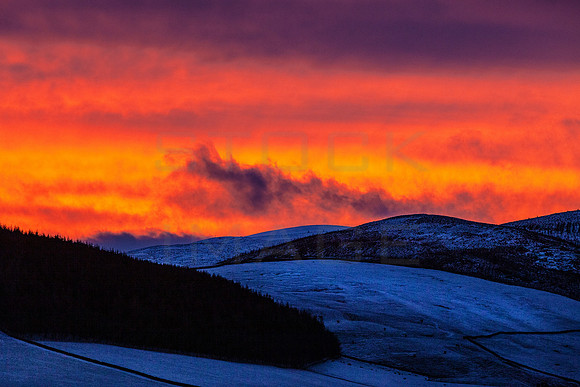 Fire over Ice_2-2043_local