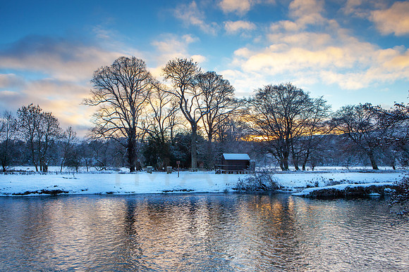 Traquair Fishing Hut in Winter_3018-5D