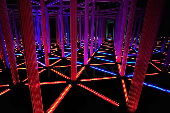 Mirror Maze
