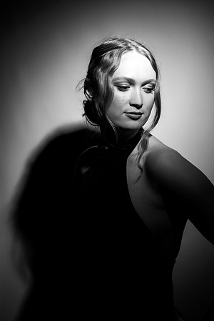 Black Dress_4448-ruth-ridley-2023_5D_bw