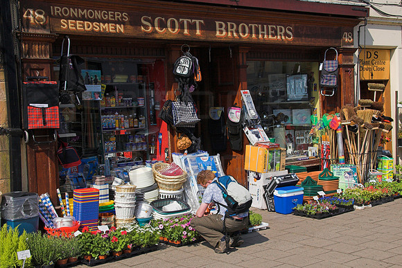 Scott Brothers, Peebles