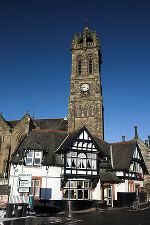Bridge Inn with Old Parish Church Tower_2564