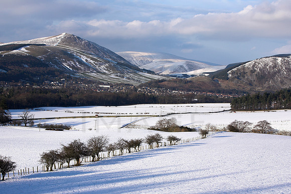 Innerleithen in Winter from Traquair_3478