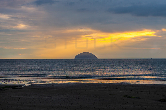 Ailsa Craig in the Spotlight_1002-Girvan