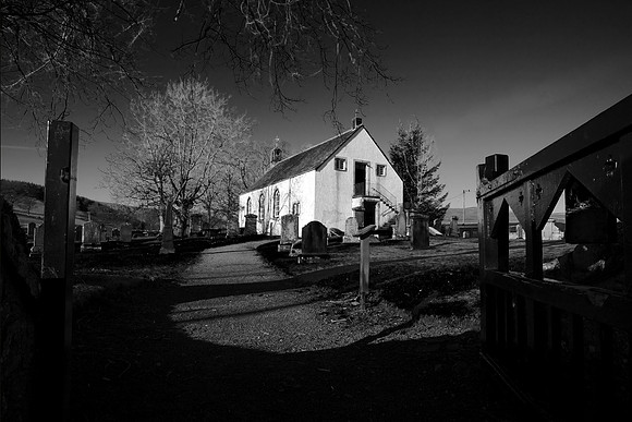Standing at the Gate_6054
