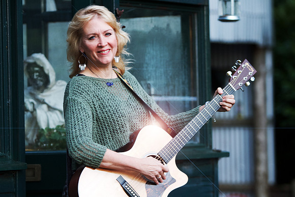 Kathy Stewart at Home_8706_edit