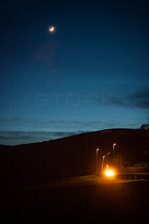 Crescent Moon Arriving_2822_local