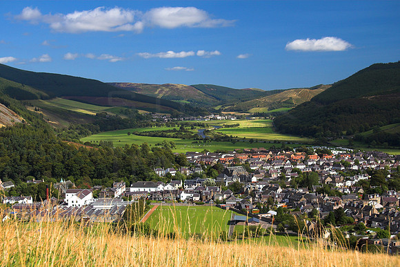 Innerleithen from Caerlee Hill_e