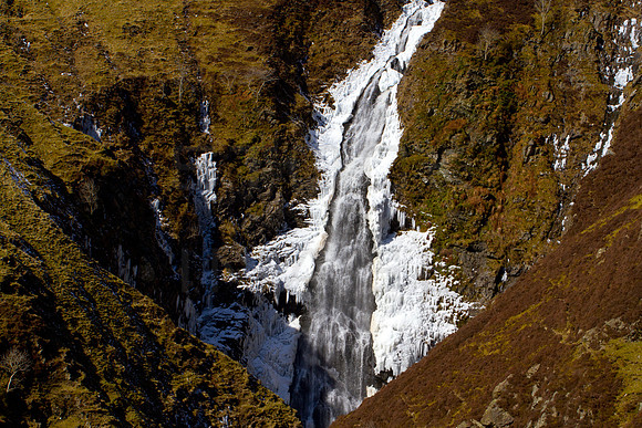 Grey Mare's Tail on Ice