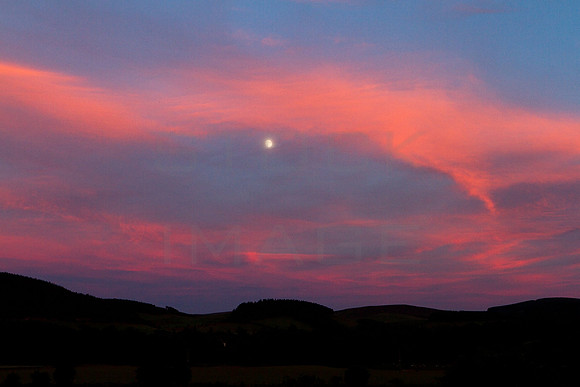 Waxing Gibbous in Evening Afterglow-1657