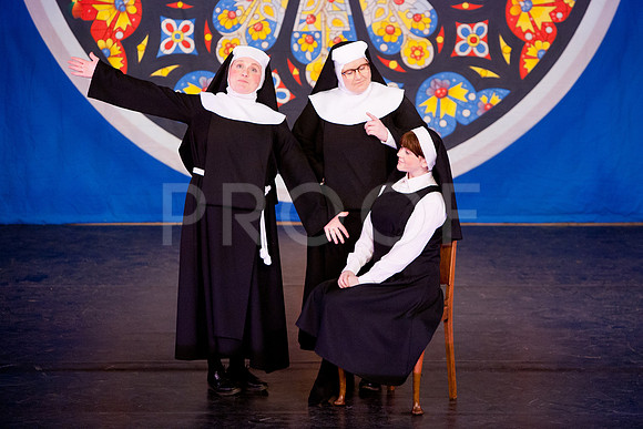 sister-act-groups-5D-0338