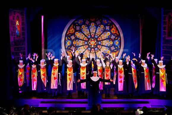 sister-act-groups-7D-0075