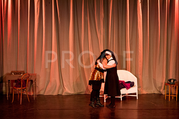 sister-act-groups-7D-0125