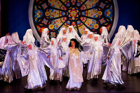 sister-act-groups-7D-0165