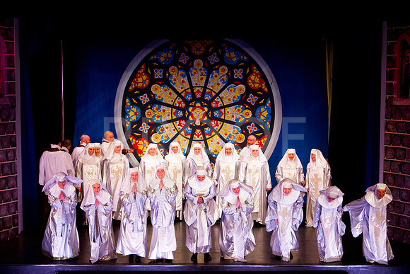sister-act-groups-7D-0172