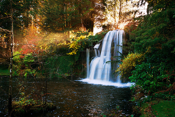 Sunlight through Waterfall_4495