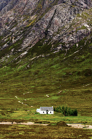 Remote Croft under Mountain_0824