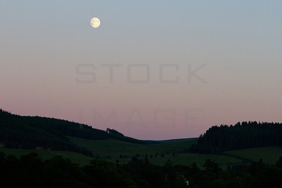 Moonwax over Traquair_9439