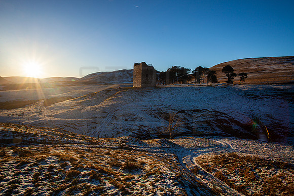 Dryhope Tower in Winter Sunset_5724_5D