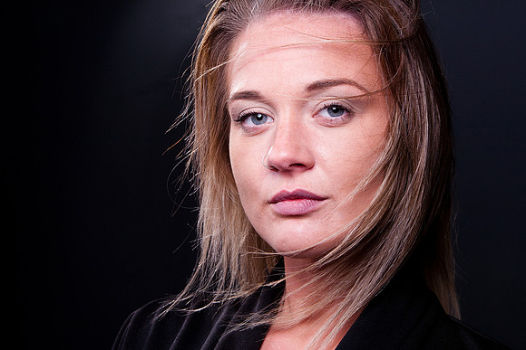 PORTRAITS & PEOPLE