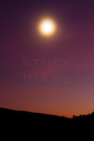 Moon Haze over Dusk_1362