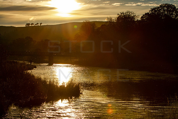 Sun Setting over Tweed_0032_7D