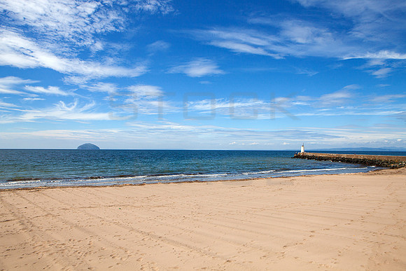 Ailsa Craig from Girvan Beach_0971-Girvan